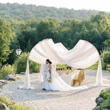 Lace and Luce | July 2023